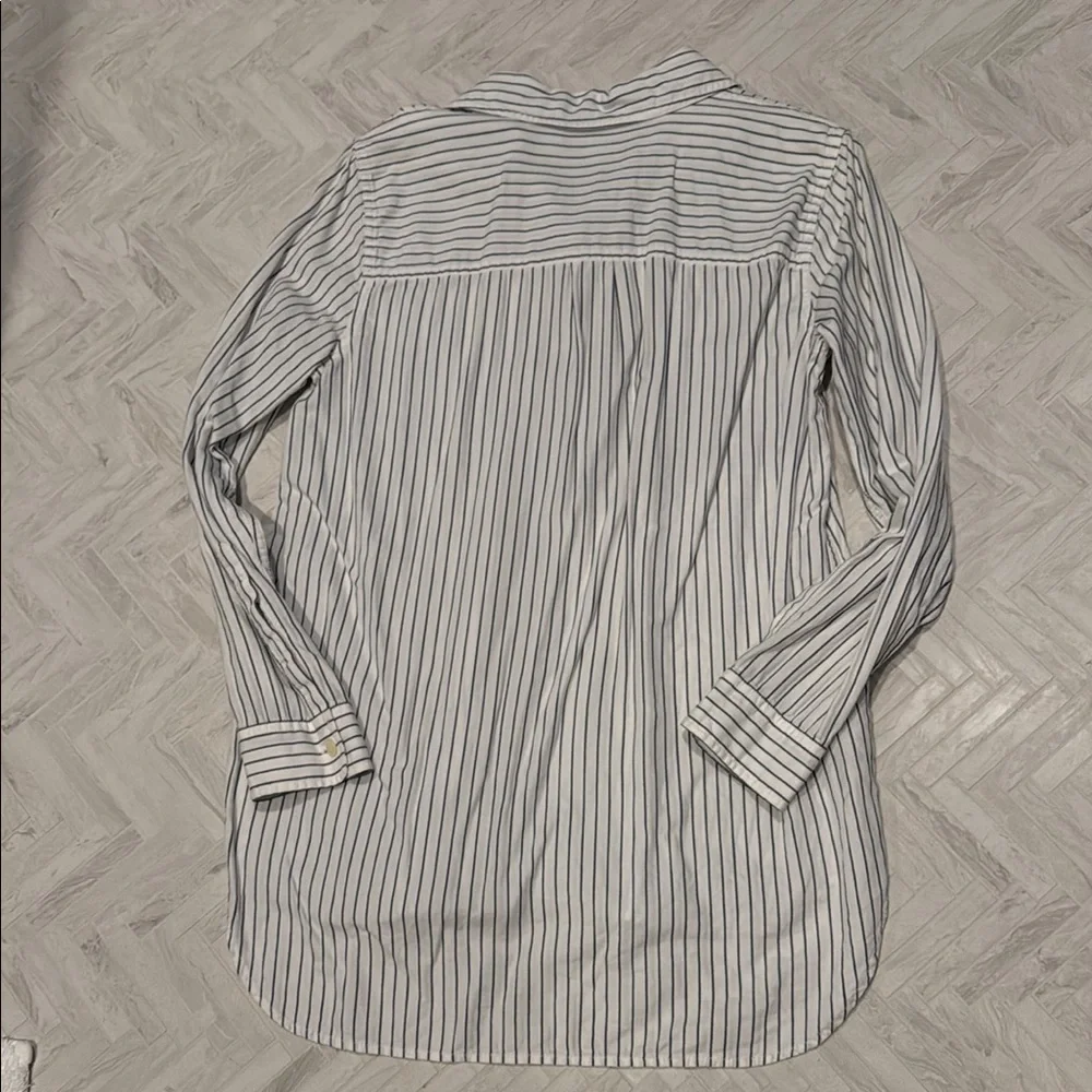 Madewell Striped Women’s Shirt - Black and White, size small - Picture 4 of 6
